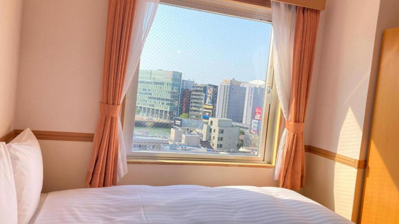 Toyoko Inn Hakata Nishi-Nakasu Fukuoka  Exteriör bild