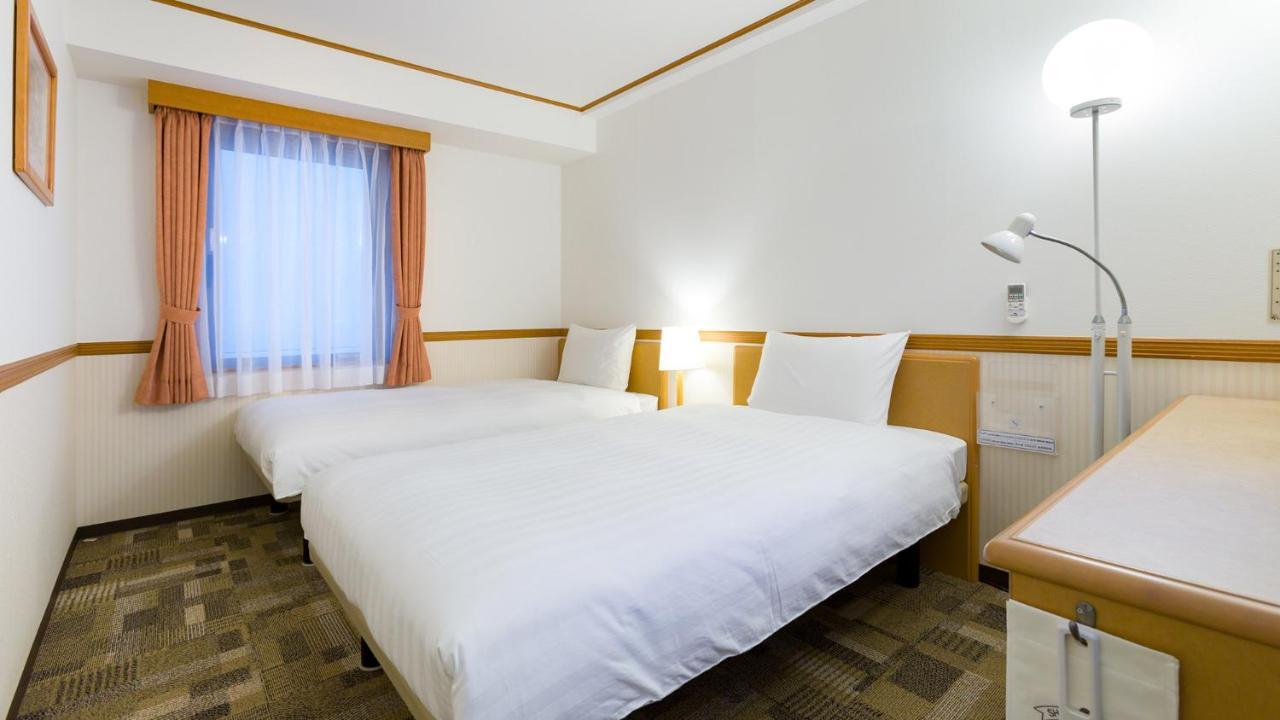 Toyoko Inn Hakata Nishi-Nakasu Fukuoka  Exteriör bild