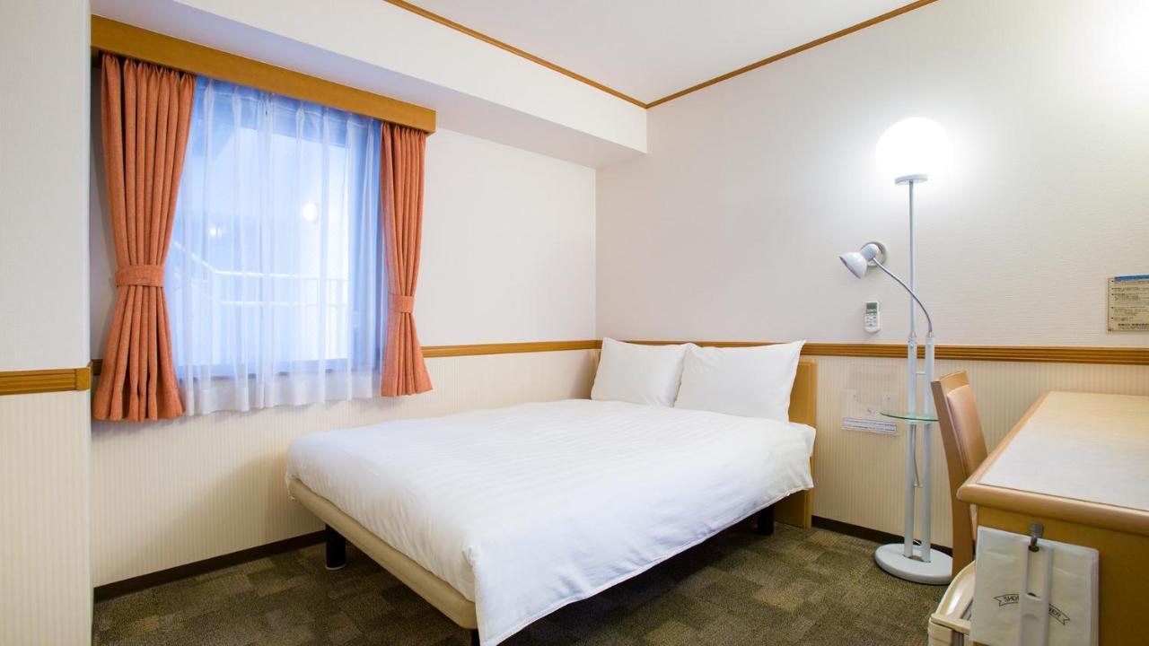 Toyoko Inn Hakata Nishi-Nakasu Fukuoka  Exteriör bild